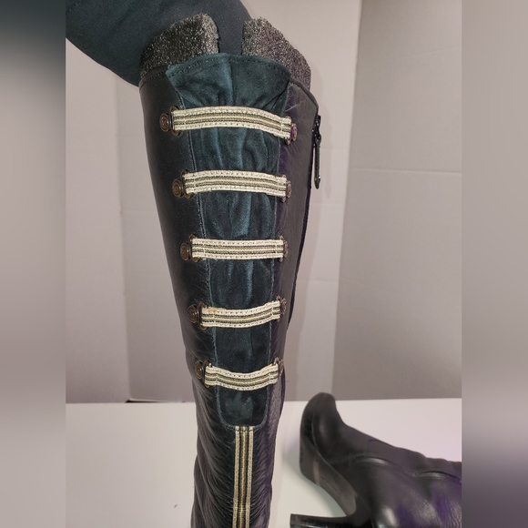 Leather Boots by Rockport - Picture 5 of 9